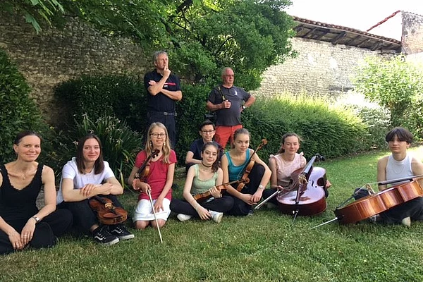 Gruppenbild im Garten